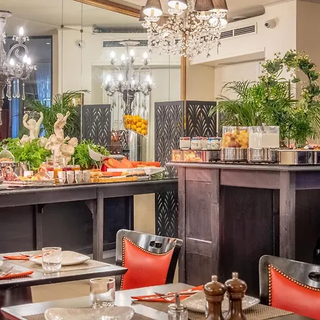 Trianon Rive Gauche 4* Parijs