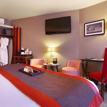 Trianon Rive Gauche Hotel 4*
