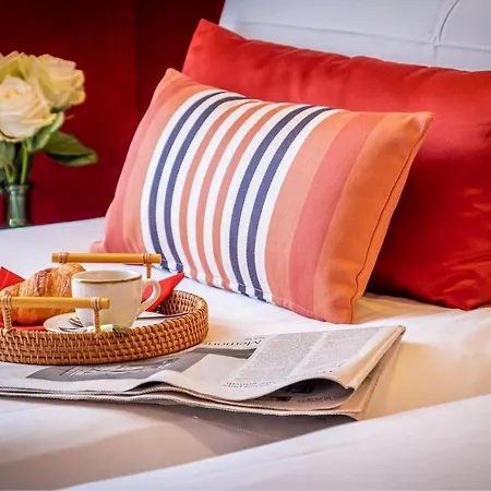 Trianon Rive Gauche 4* Paris