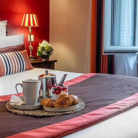 Trianon Rive Gauche Hotel