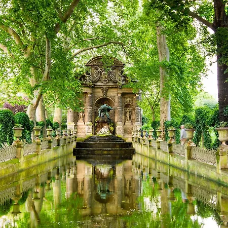 Trianon Rive Gauche