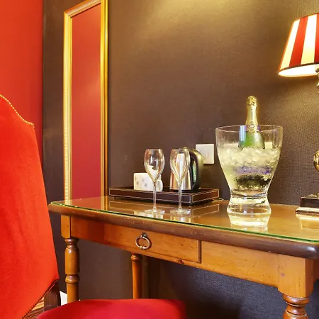 Trianon Rive Gauche Hotel