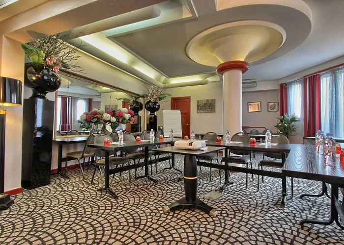 Trianon Rive Gauche
