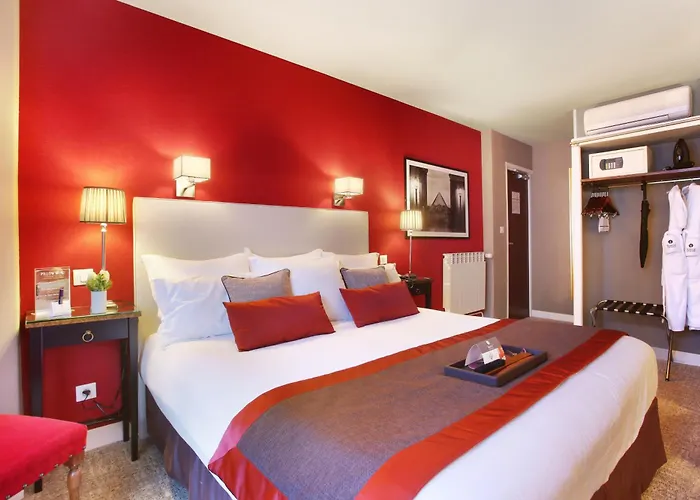 Trianon Rive Gauche Hotel