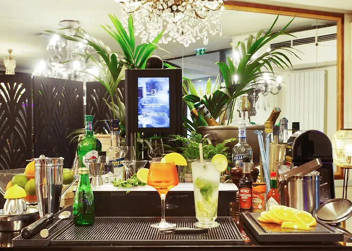 Hotel Trianon Rive Gauche