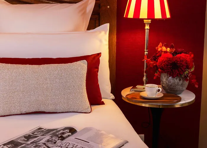 Hotel Trianon Rive Gauche 4*