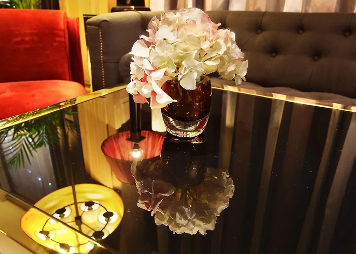 Trianon Rive Gauche Paris