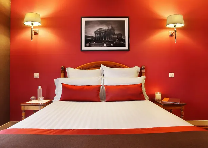 Trianon Rive Gauche 4*