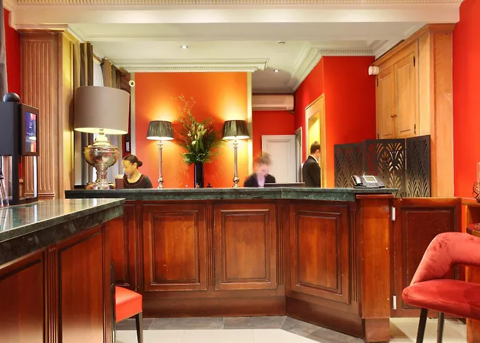 Trianon Rive Gauche מלון 4*