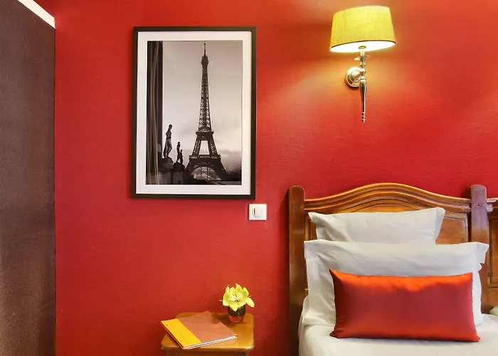 Trianon Rive Gauche מלון 4*