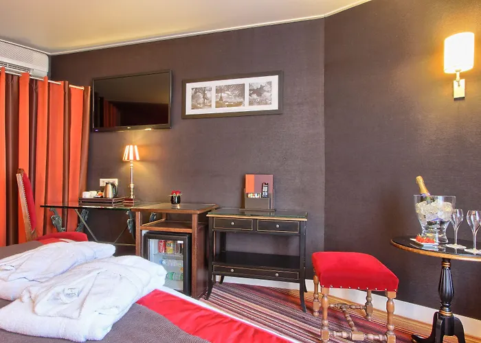 Trianon Rive Gauche